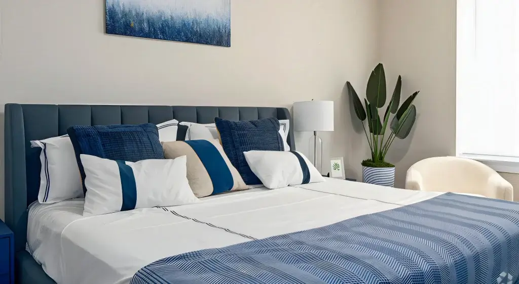 the paragon bedroom1