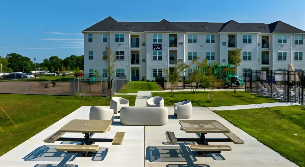 the paragon outdoor lounge